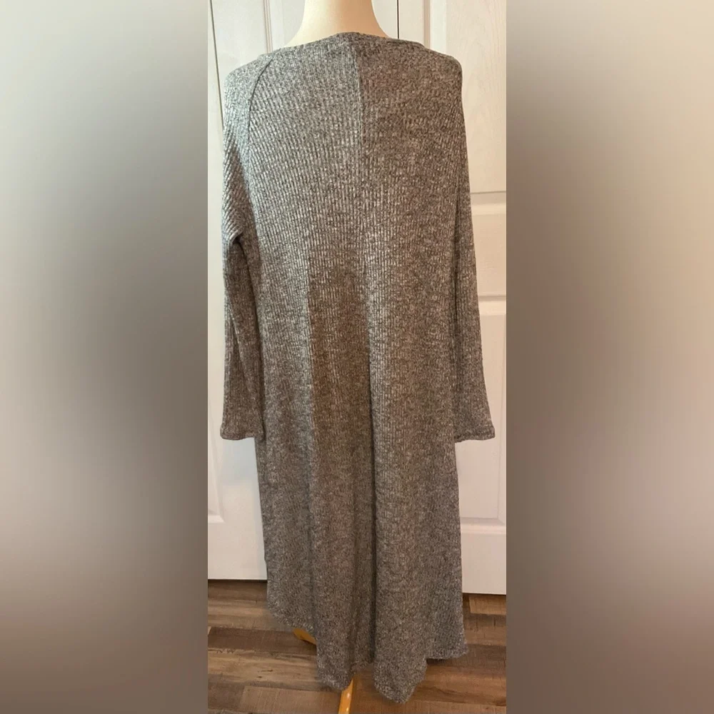 Almost Famous Gray Heathered Duster Lightweight‎ Sweater Pockets Size Medium